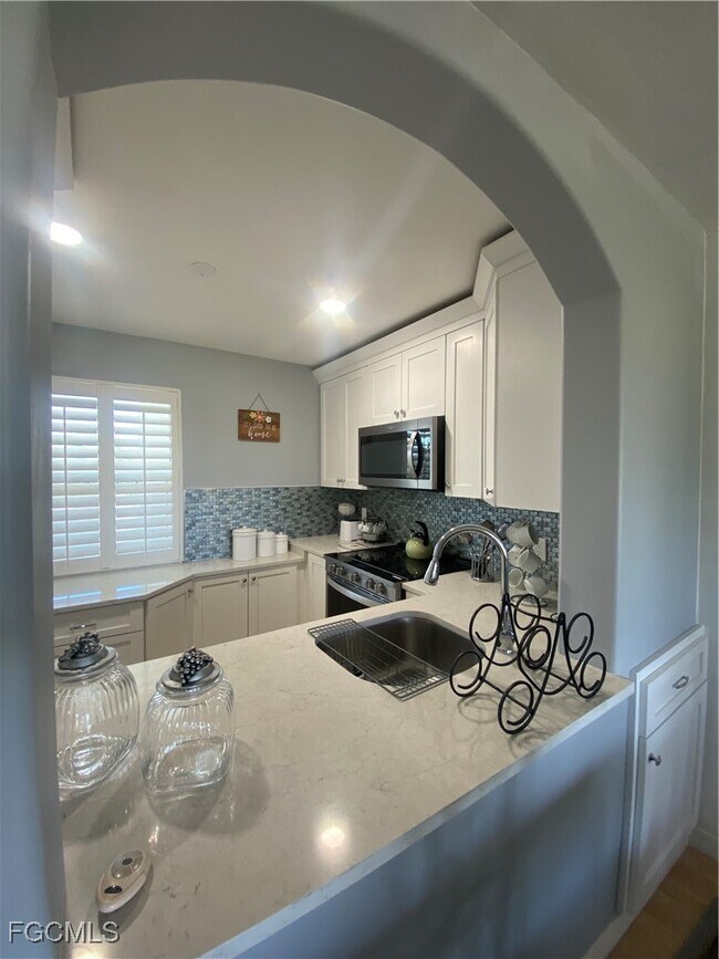 Foto del edificio - 1624 Pine Valley Dr