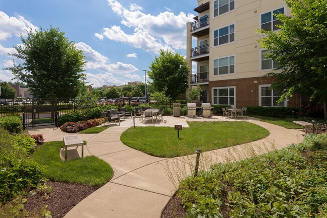 The Victor Stonebridge apartments — community photo - The Victor Stonebridge