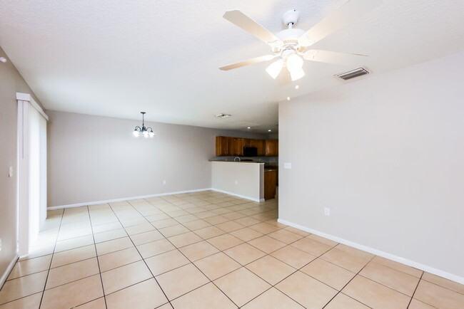 Foto del edificio - 997 SW 15th St