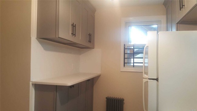 Foto del edificio - 194-27-194115 115th Ave