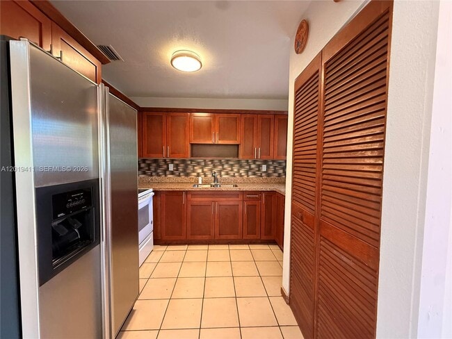 Building Photo - 35760 SW 186th Ave