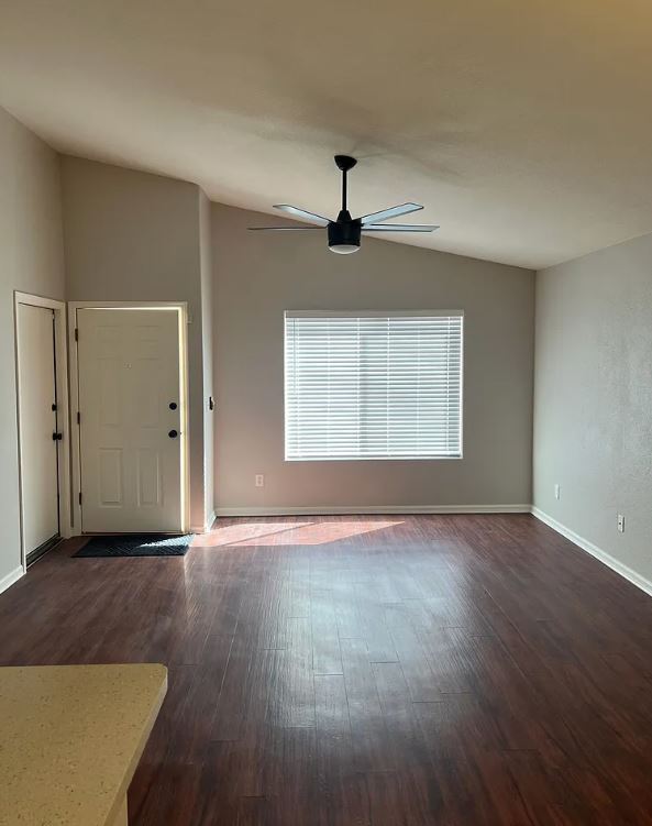 Foto del edificio - 2945 Bronze Creek Way