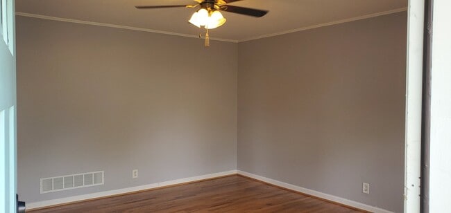 Photo - 116 W Decatur St House