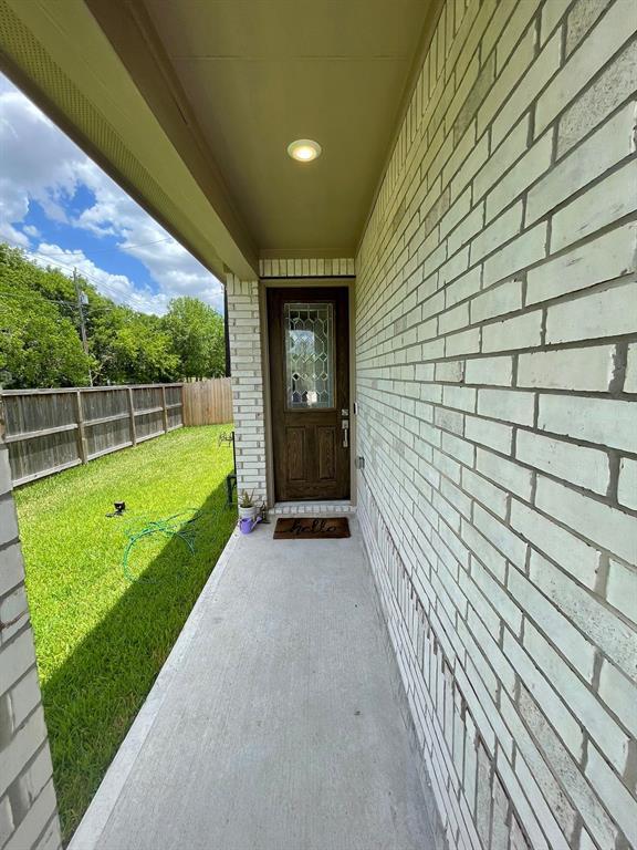 Building Photo - 5030 Jonina Ln