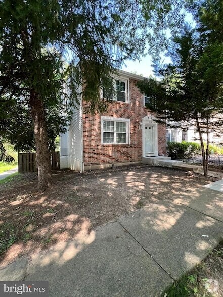 Building Photo - 8156 Dark Den Cir