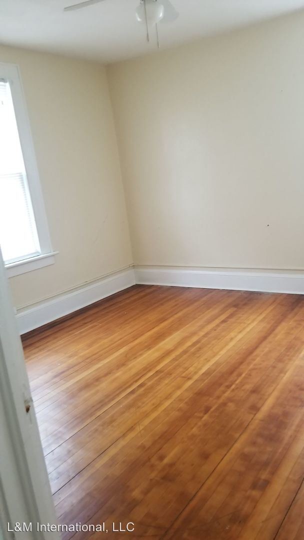 4444 Hawkins St, Derby, CT 06418 Condo for Rent in Derby, CT