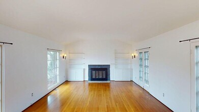 Building Photo - 750 F Ave