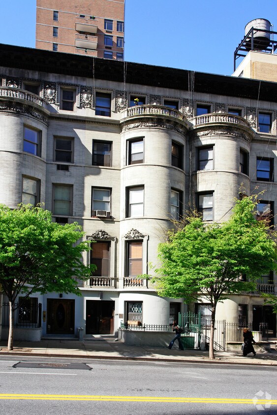 Building Photo - 274 W 86th St