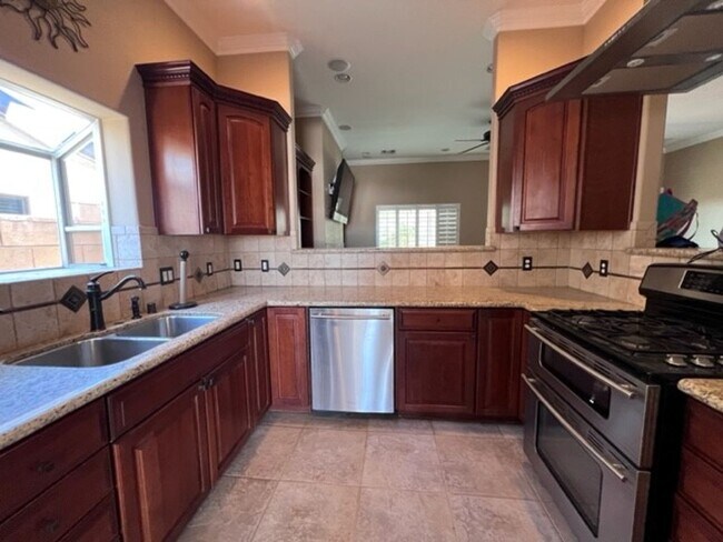 Foto del edificio - 3BR 2Ba Boat Deep Hightop Garage & Colorado River Views