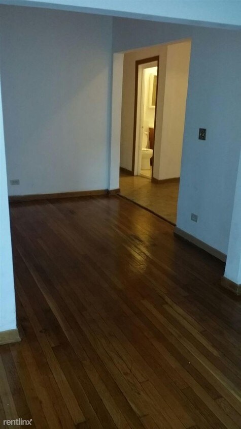 Foto principal - 6555 S Langley Ave