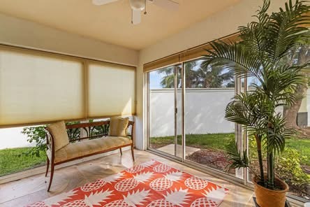 Foto del edificio - 100 Islamorada Blvd