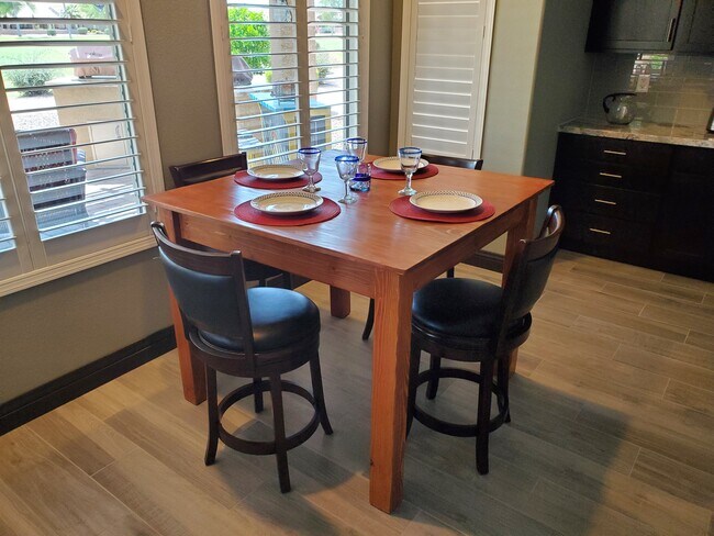 Rincón para desayunar - 23922 S Stoney Path Dr