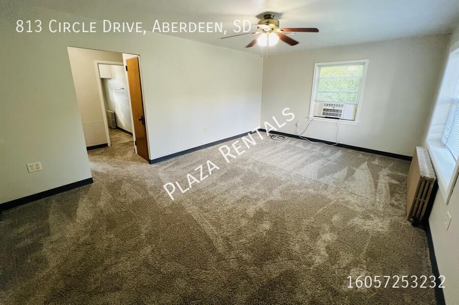 Primary Photo - 1101 N 1st St