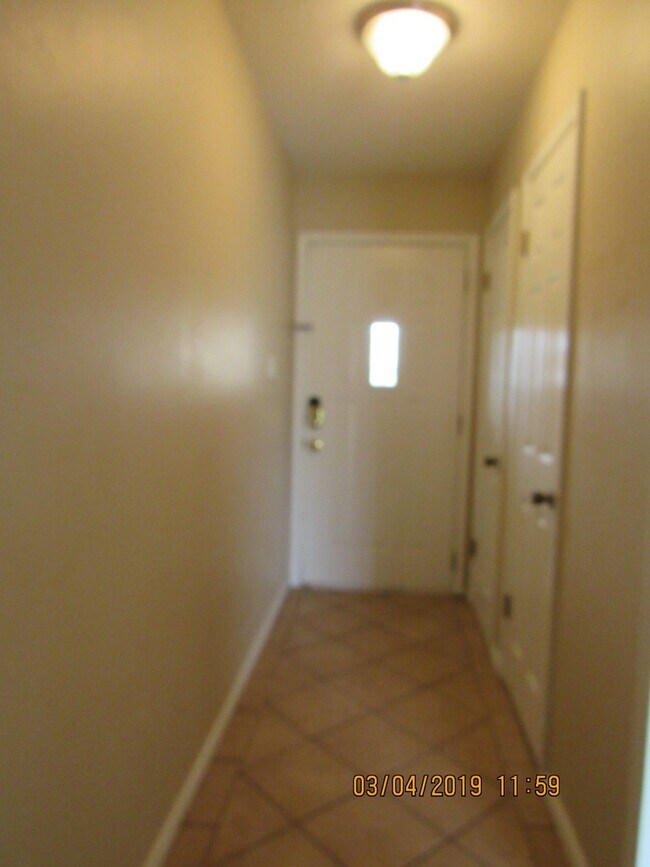 Building Photo - PETS NEGOTIABLE WITH OWNER APPROVAL. HOUSI...
