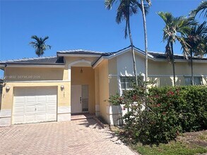 Building Photo - 21485 SW 90th Pl