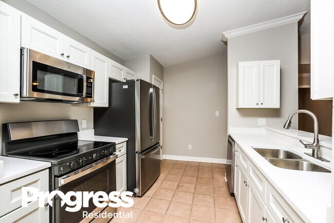 Foto del edificio - 336 Copperstone Cir