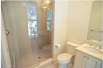 Foto del edificio - 137 W Concord St