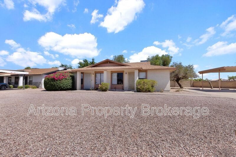 Foto principal - 4818 E Camino St