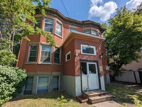 Building Photo - Sibley Mission Apartments