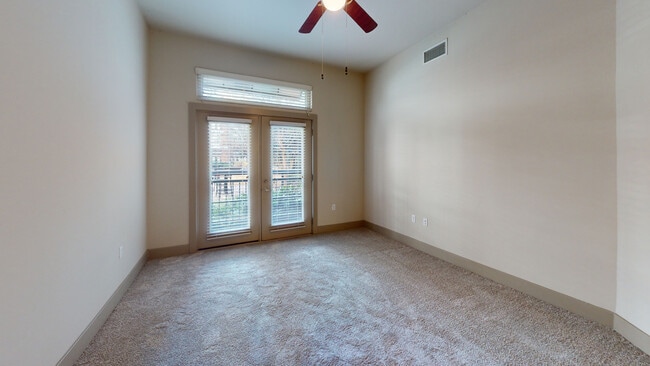Interior Photo - Towson Promenade