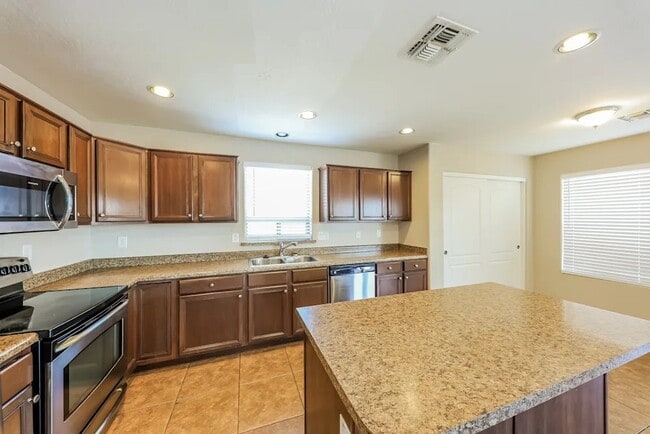 Foto del edificio - 4106 S 55th Dr