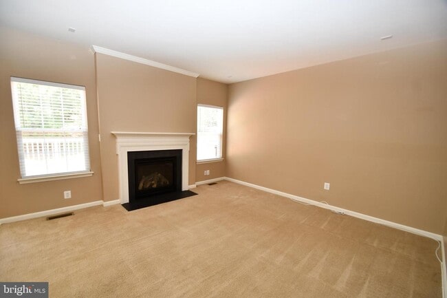 Building Photo - 4060 Presidential Hill Loop