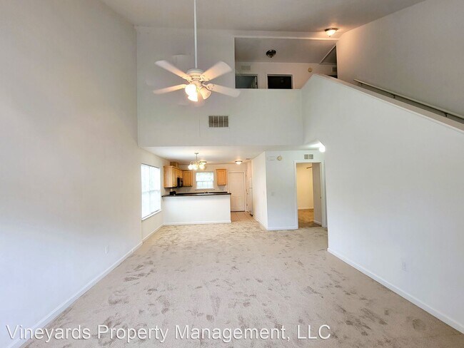 Building Photo - 3 br, 3 bath House - 1910 Nena Hills Dr