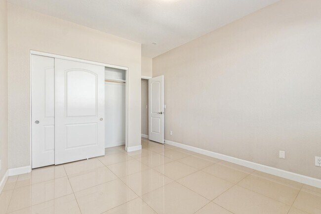 Foto del edificio - 2214 N 28th St