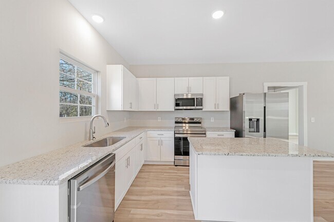 Building Photo - 8402 TN-25