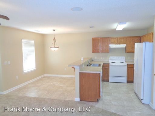 Building Photo - 1004 Towne Park Dr