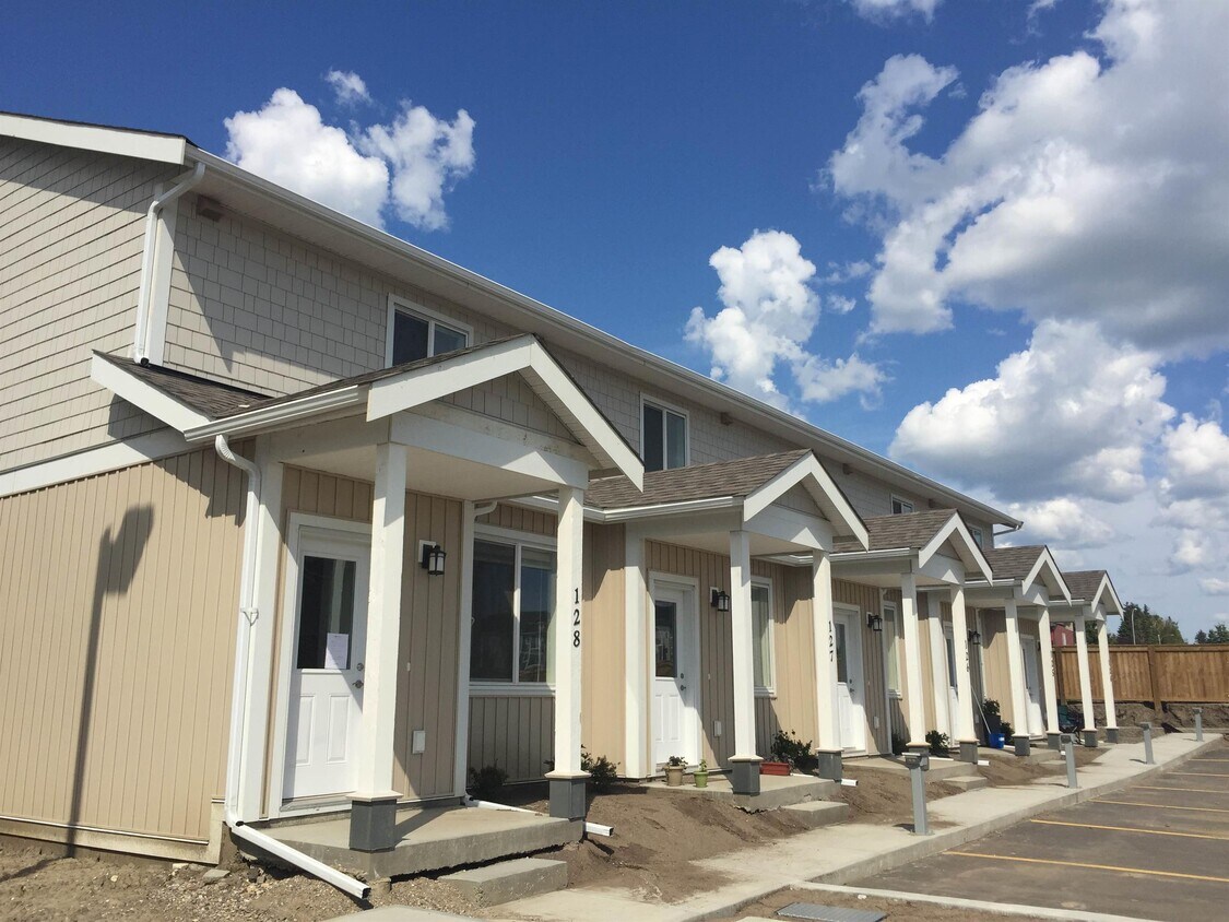Photo principale - 10904-10102 102 Ave