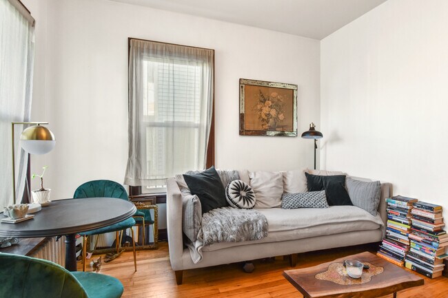 Foto del edificio - 1135 Williamson St