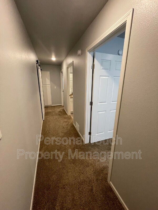 Building Photo - 808 7th Ave S