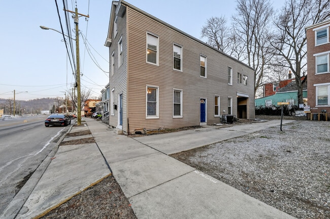 Building Photo - 4206 Colerain Ave