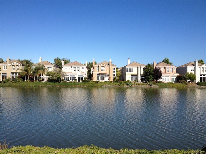 Foto principal - Wide Water Views!