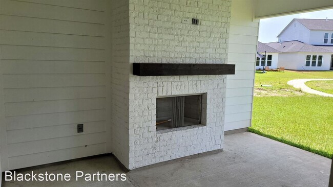 Building Photo - 5 br, 3 bath House - 2922 Woodgrove Way