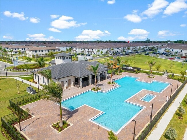 Foto del edificio - 23316 SW 133rd Ct