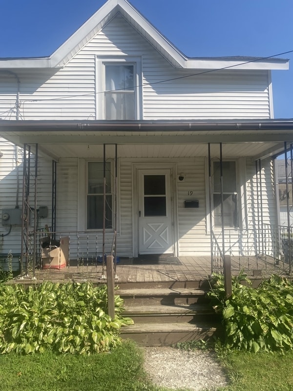 Building Photo - 19 Lambert Ave