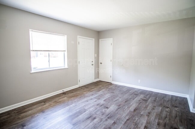 Photo - 108 Louella Dr Apartment
