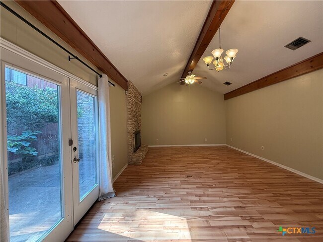 Foto del edificio - 101 Blanco St