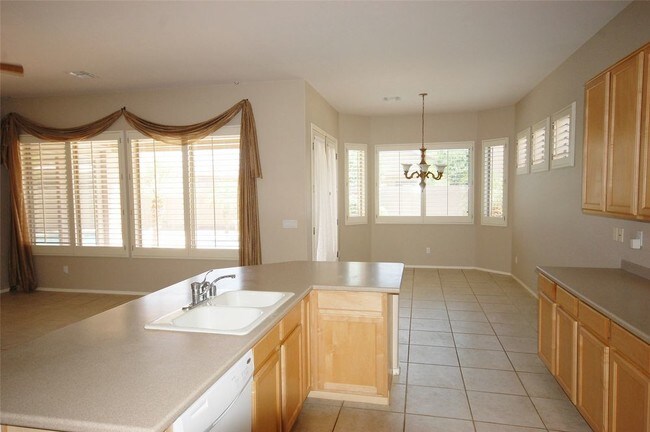 Building Photo - 951 E Taurus Pl