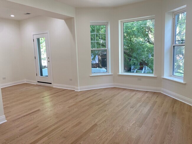 Foto del edificio - 3530 N Paulina St