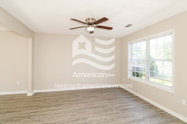 Foto del edificio - 402 Castle Ridge Dr