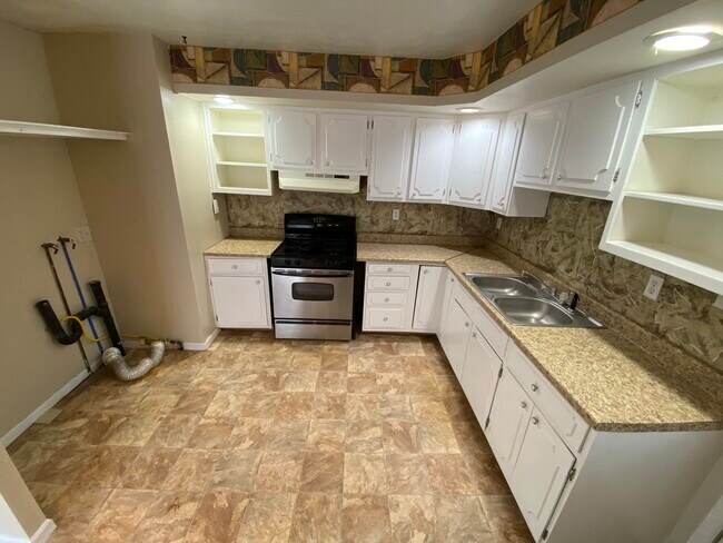 Foto del edificio - 2104 Panama St