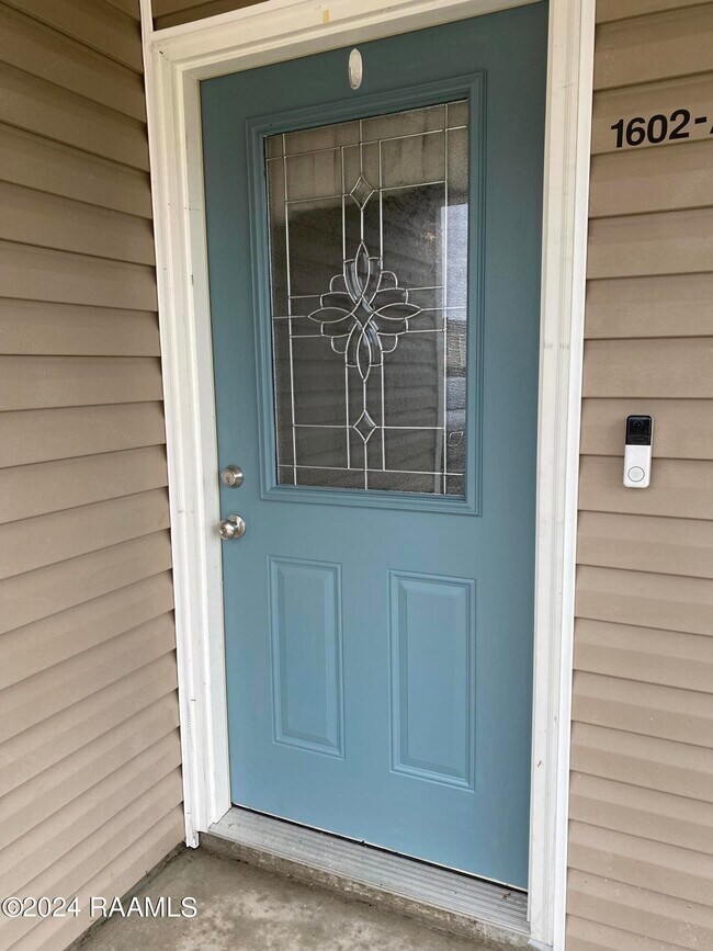 1602 Dehart Dr, New Iberia, LA 70560 Townhome Rentals in New Iberia LA