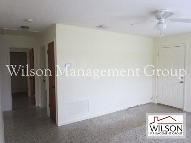 Foto del edificio - 2 br, 1 bath House - 713 Meadow Street
