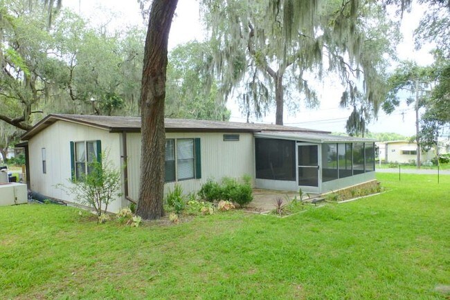 Building Photo - 2 Bedroom 2 Bath Mobile Home In Apache Shores