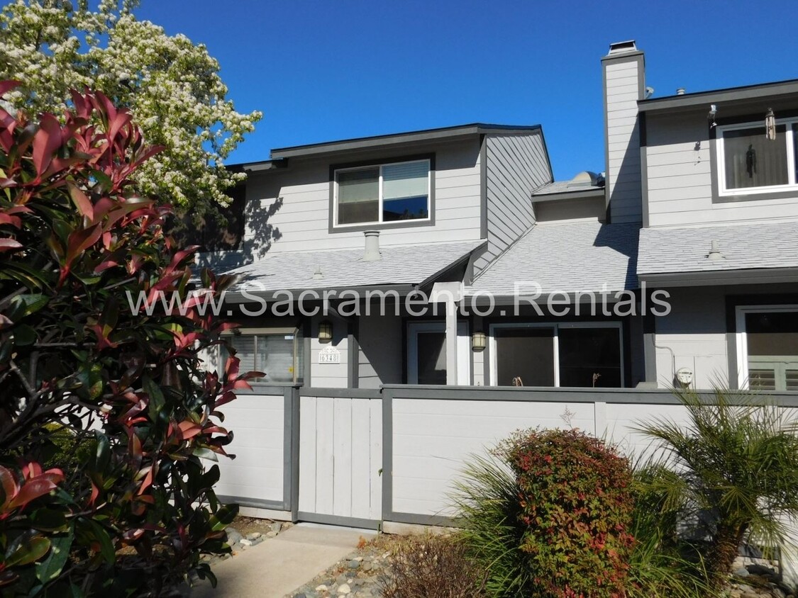 Primary Photo - 2 br, 2.5 bath House - 6348 Slippery Creek...