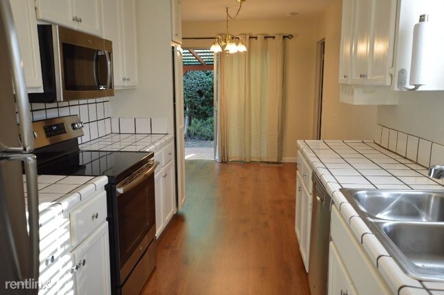 Building Photo - 22500 Cristo Rey Dr