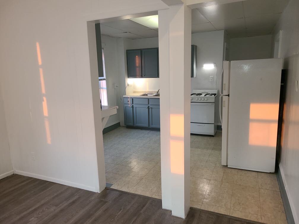 1704 Atchison Ave Unit 2B, Whiting, IN 46394 Apartments in Whiting